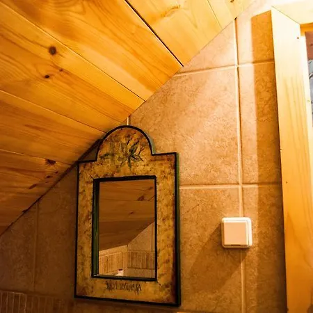 Lodge Crossline